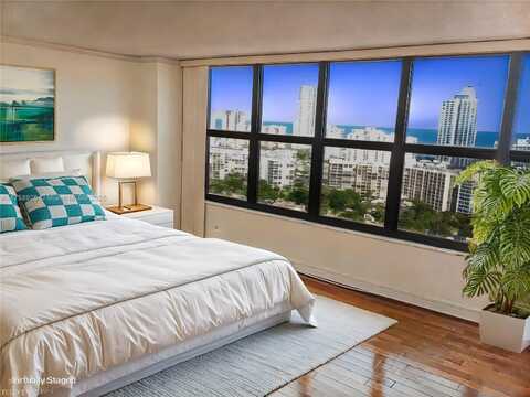 2500 Parkview Dr, Hallandale Beach, FL 33009