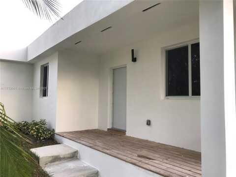 1450 NE 147 St, North Miami Beach, FL 33161