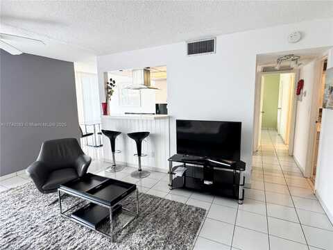 200 172nd St, Sunny Isles Beach, FL 33160