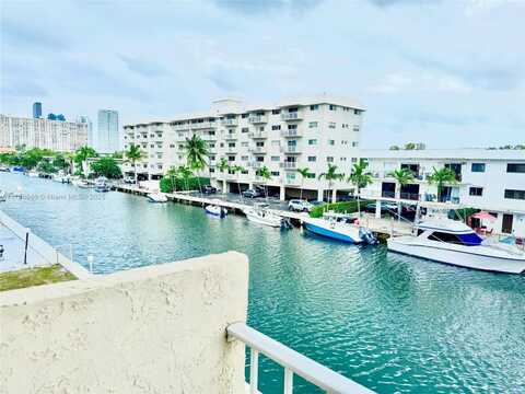 3522 NE 171st St, North Miami Beach, FL 33160