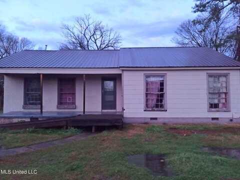 111 E 15th Street, Yazoo City, MS 39194