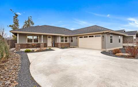 2758 NW 23rd Loop, Redmond, OR 97756