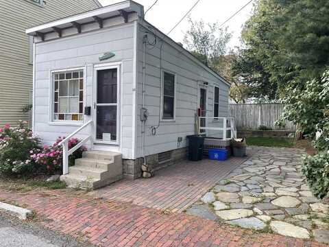 42 Front St, Beverly, MA 01915