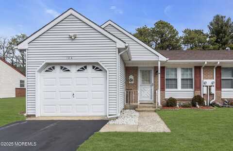 16 Easton Drive, Manchester, NJ 08759