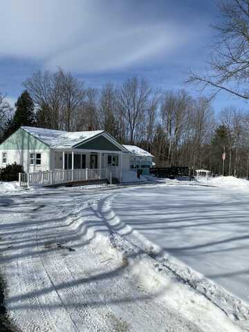 674 Franklin Road, Jay, ME 04239