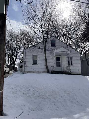 65 Winter Street, Lewiston, ME 04240