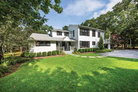 14 Todd Drive, East Hampton, NY 11937