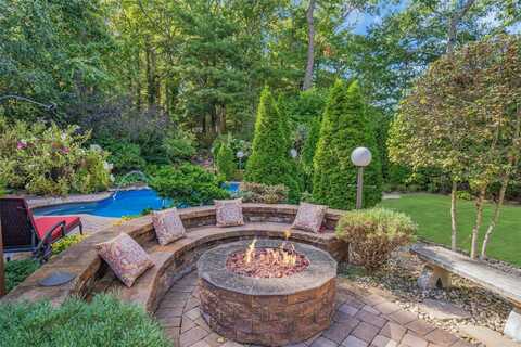 62 Laurel Drive, Smithtown, NY 11787
