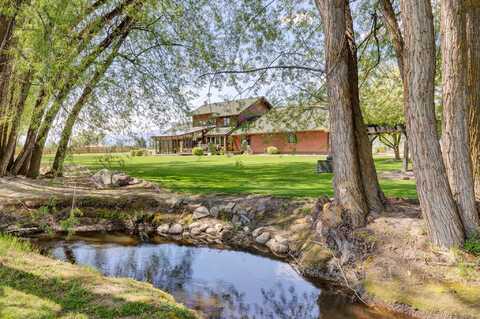 297 Christofferson Lane, Corvallis, MT 59828