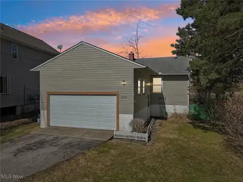 35659 W Island Drive, Eastlake, OH 44095