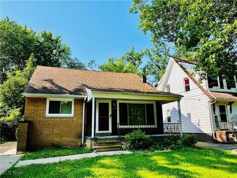 19402 Kings Highway, Warrensville Heights, OH 44122