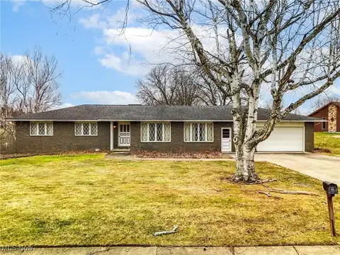 22 Hillside Drive, Millersburg, OH 44654