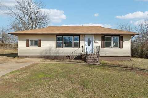 912 E 5th Street, Cushing, OK 74023