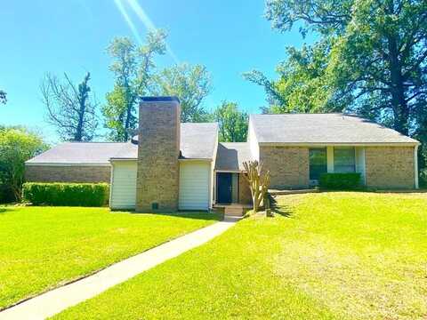 516 Southgate Drive, Mount Pleasant, TX 75455