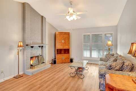 10556 High Hollows Drive, Dallas, TX 75230