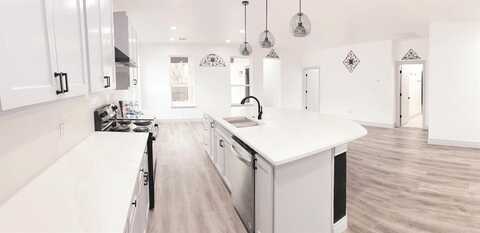5147 Chapman Street, Fort Worth, TX 76105
