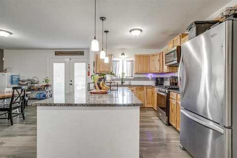 513 Buffalo Drive, Arlington, TX 76013