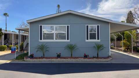 24401 Muirlands Blvd, Lake Forest, CA 92630