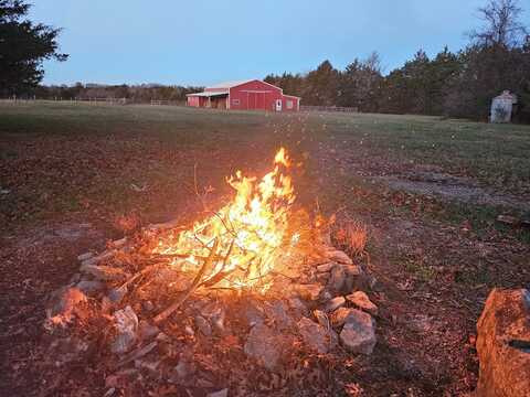 358 Jack Pickle Rd, Lewisburg, TN 37091