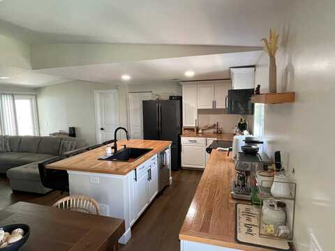 9739 Elm Way, Tampa, FL 33635