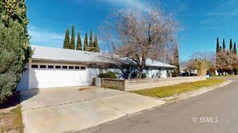 4501 Pine LN, Lake Isabella, CA 93240