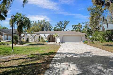 11857 W Riverhaven Drive, Homosassa, FL 34448