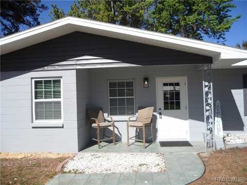 10785 W Spring Circle, Crystal River, FL 34428