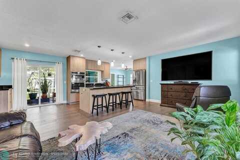 1706 NW 38th St, Oakland Park, FL 33309