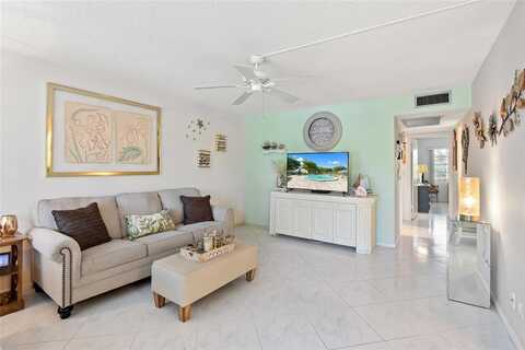 2058 Newport N, Deerfield Beach, FL 33442