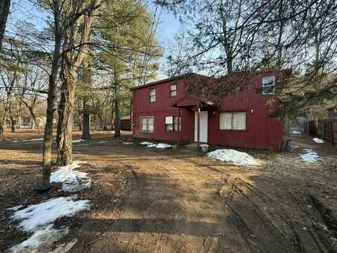 413 W WASHINGTON Avenue, REDGRANITE, WI 54937