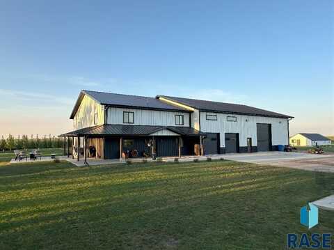 44618 258Th St, Canistota, SD 57012