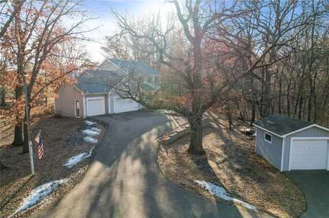 11155 Valley Creek Road, Woodbury, MN 55129