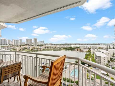 18071 Biscayne Boulevard, Aventura, FL 33160