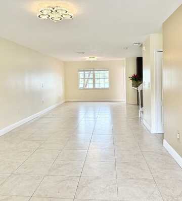 7122 SW 158th Path, Miami, FL 33193
