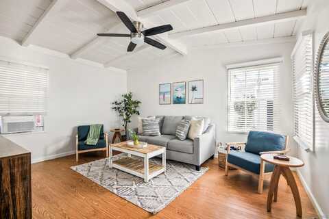 319 Nautilus Street, La Jolla, CA 92037