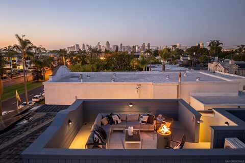 541 Orange Ave, Coronado, CA 92118
