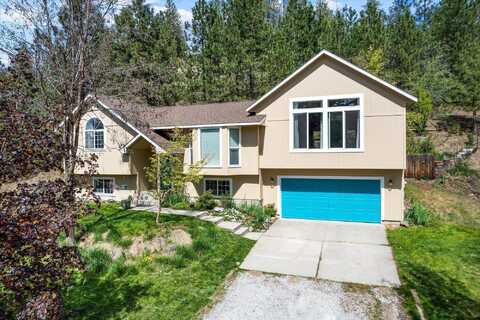 113 E Wynot Rd, Nine Mile Falls, WA 99026