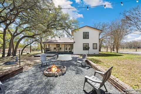 1134 Eagle Creek, Floresville, TX 78114