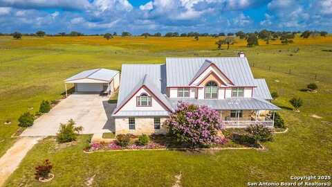 184 Scenic Hills Drive, La Vernia, TX 78121