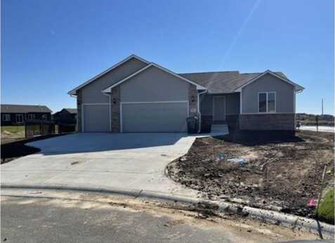 714 W Country Lakes Pl, Haysville, KS 67060