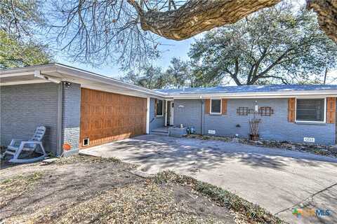 2215 N 9th Street, Temple, TX 76501