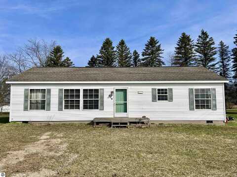 979 Sunset Lane, Kalkaska, MI 49646