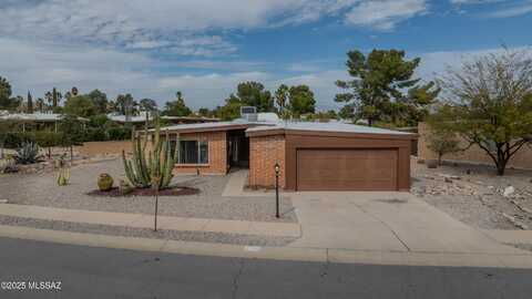 434 W Rio Santa Cruz, Green Valley, AZ 85614