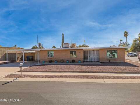 7400 E Lakeside Drive, Tucson, AZ 85730