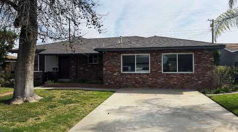 2009 N Kensington Way, Hanford, CA 93230