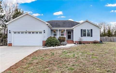 1609 Jades Way, Thomasville, NC 27360