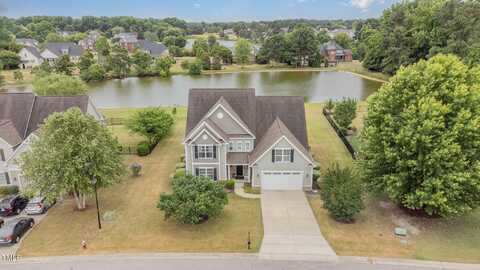 121 Stone Nut Trail, Fuquay Varina, NC 27526