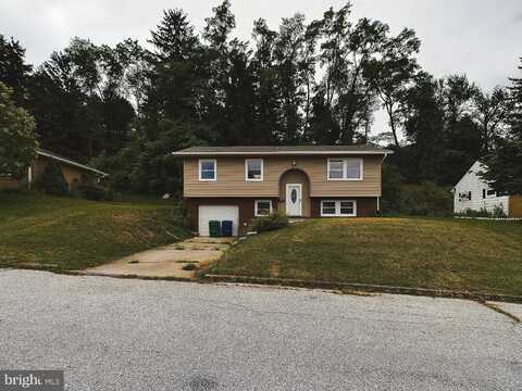 4011 EASTBROOK ROAD, HARRISBURG, PA 17109