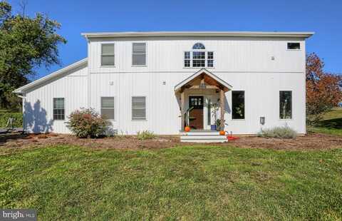 366 STOUGHT ROAD, CARLISLE, PA 17015