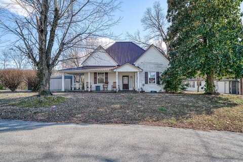 305 E University Street, LIVINGSTON, TN 38570